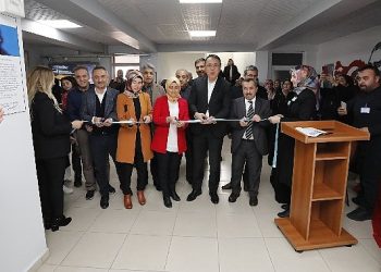 Lider Savran osmanlı türkçesi kolay metinler kurs standı açılışına katıldı