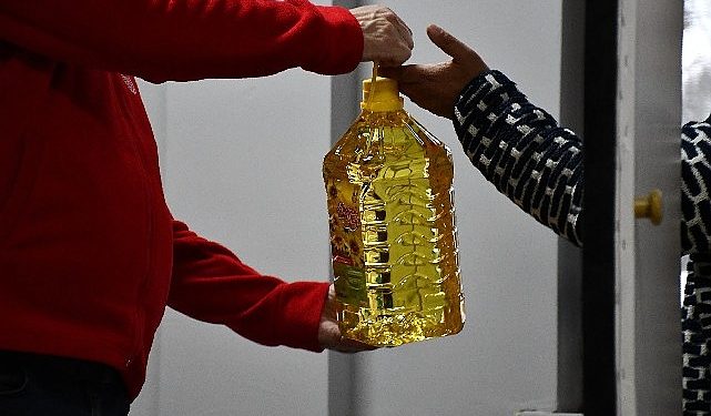 Lüleburgaz Belediyesi muhtaçlık sahiplerinin yanında