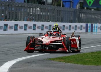 Nissan Formula E Ekibi Diriyah E-Prix’sine hazır