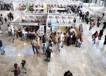 Sanat ve cümbüş atölyeleri İzmit’te başladı