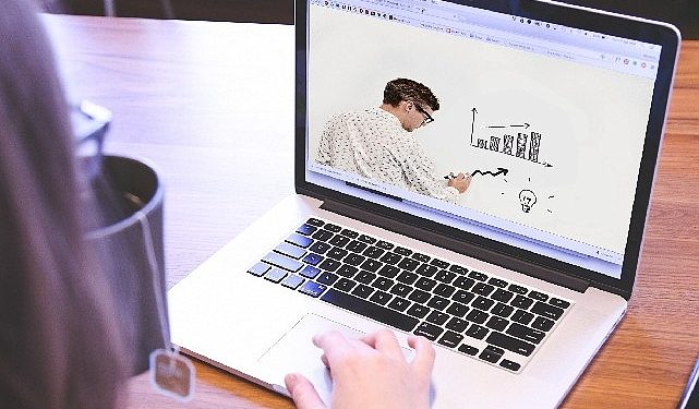 Teedo, 400 milyar dolara yaklaşan global online eğitim pazarında yükselişini sürdürüyor