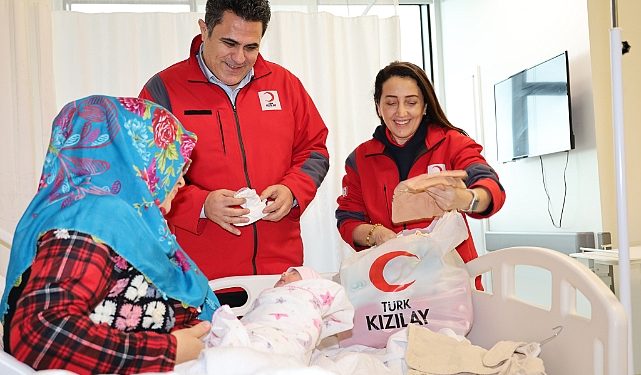 Türk Kızılay’ından Bayraklı kent Hastanesine ziyaret