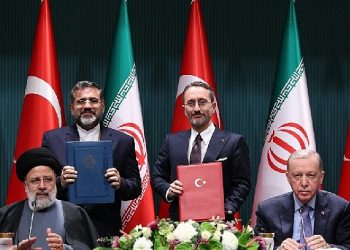 Türkiye ile İran ortasında 10 muahede imzalandı