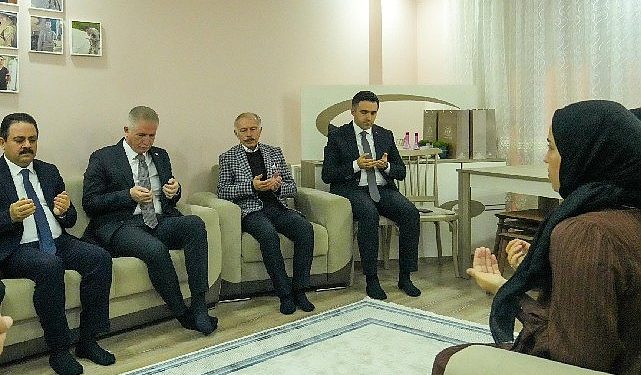 Vali Gül, Kaymakam Şenel ve Lider Atila Aydıner’den şehit ailesine ziyaret