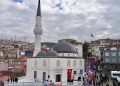 Yine inşa edilen Üsküdar Kıroğlu Cami ibadete açıldı