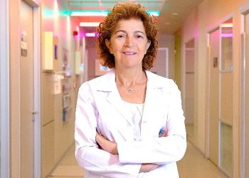 18 aylık çocuk hala yürümüyorsa çocuk nörolojisi tabibine danışılmalı!