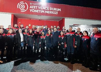 6 Şubat’ta hayatını kaybedenler 04.17’de anıldı