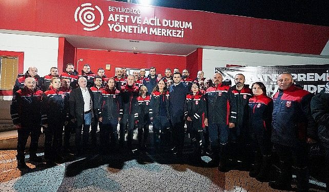 6 Şubat’ta hayatını kaybedenler 04.17’de anıldı