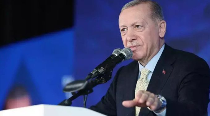 Cumhurbaşkanı Erdoğan: Türkiye ekonomisi çok önemli bir başarıya imza attı