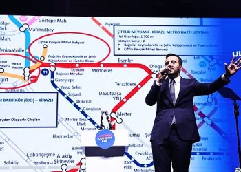 Abdullah Özdemir, Bağcılar için yeni devir projelerini anlattı