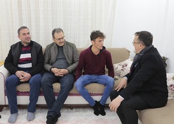 Ak Parti Belediye Lider Adayı Savran’dan mesken ziyaretleri