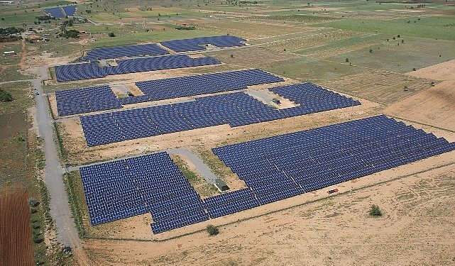 Akfen Yenilenebilir Güç’ten Bir Haftada 66 MW Gücünde Üç Hibrit Güneş Santrali Yatırımı Muahedesi