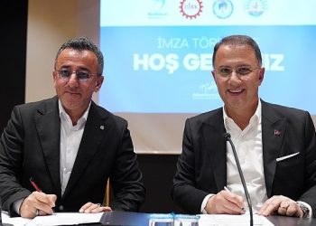 Beylikdüzü Belediye Lideri Mehmet Murat Çalık: : Hiçbir Yol Arkadaşlarımızı Enflasyona Ezdirmeyeceğiz