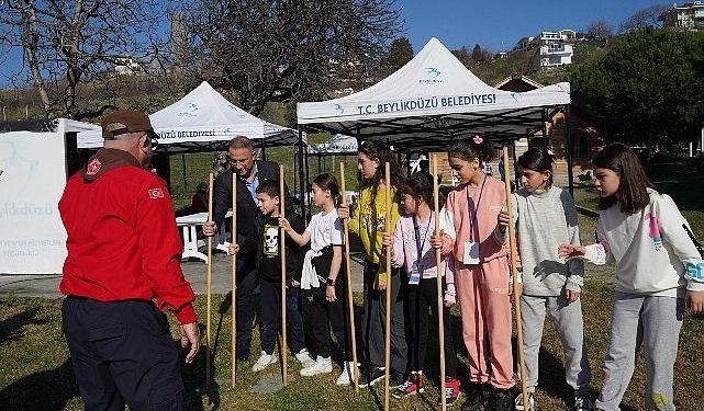Beylikdüzü Çocuk Meclisi Üyeleri İzcilik Kampında