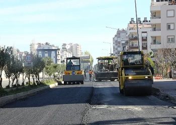 Boğaçayı Caddesi Asfaltı yenileniyor