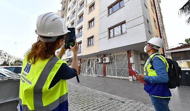 Bornova’da 61 bin 673 binanın kimlik evrakı çıkarıldı