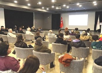 Bornova’da AIDS farkındalığı