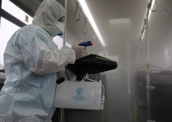 Büyükşehir’in otobüslerine nano gümüş dezenfekte