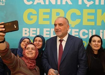 Canikli Bayanlardan Lider İbrahim Sandıkçı’ya Tam Takviye