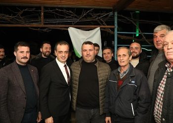 Çetinkaya sevgisi Karapınar’da geceyi aydınlattı
