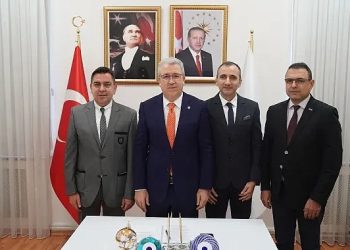 Ege Üniversitesinden, Özbekistan ve Kazakistan’ın dokumacılık ve hazır giysi kesimine yönelik proje