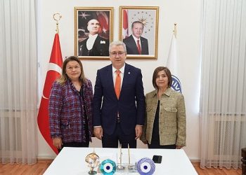 Egeli akademisyenlerden Antep fıstığı kabuğundan diyabet sıkıntıya yönelik kıymetli proje