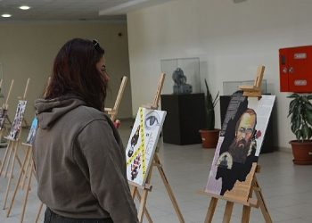 EÜ Bağlantı Fakültesinde “Uluslararası Kolaj Sergisi” açıldı