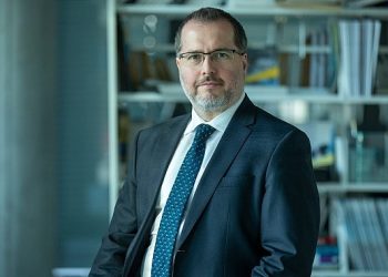 EY, 2024 yılında telekomünikasyon dalını etkileyecek en değerli 10 riski açıkladı!