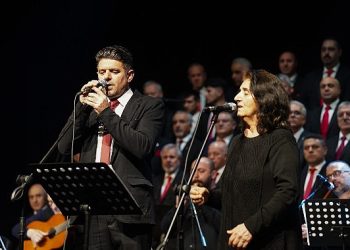 Gaziemir’de türkü gecesi