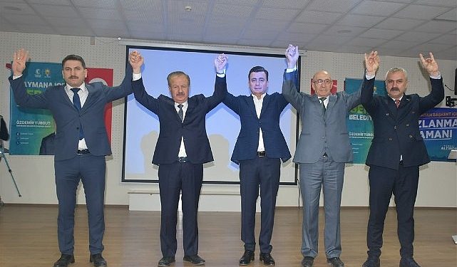 Haymana Belediye Lideri Özdemir Turgut “Ustalık Dönemi” olarak tanımladığı üçüncü devir projelerinin tanıtım toplantısını ağır ve coşkulu bir kalabalıkla gerçekleştirdi