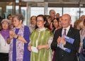 “İnsan Dünyadır” standı İzmirlilerle buluştu