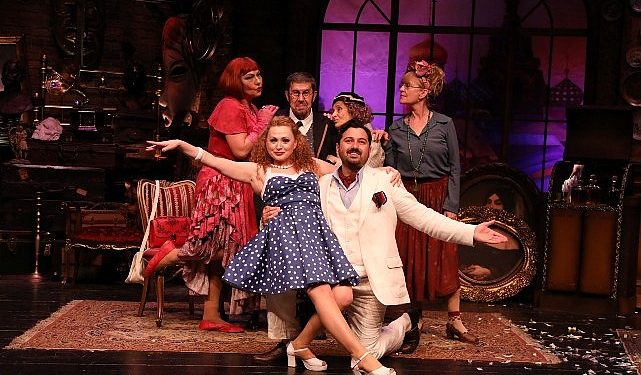 İstanbul Büyükşehir Belediyesi Kent Tiyatroları, bu hafta 16 oyunla seyirci karşısına çıkıyor.