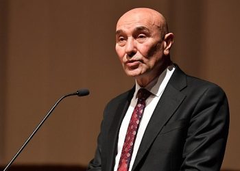 İzmir Büyükşehir Belediye Lideri Soyer’den demokrasi vurgusu