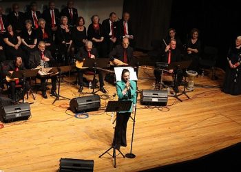 Karşıyakalı Bilge Çınarlar’dan Anadolu Türküleri Konseri