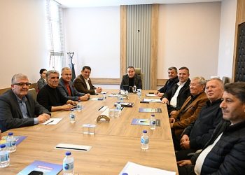 Lider Böcek ulaşım esnafıyla bir ortaya geldi