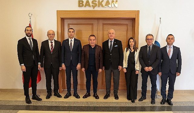 Lider Böcek’e ANSİAD’dan ziyaret