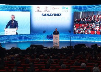 Lider Büyükakın, Sanayi-Su Buluşması Programında konuştu: “Sanayide yıllık 15 milyon metreküp su, gri su olarak kullanılıyor”