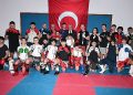 Lider Topaloğlu’ndan kick boks atletlerine ziyaret