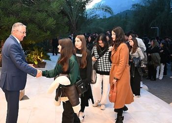 Lider Topaloğlu’ndan öğrencilere motivasyon yemeği