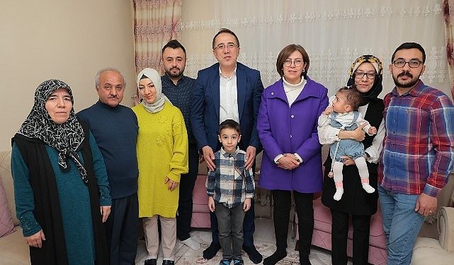 Mehmet Savran, tüm mahalleleri ziyaret ederek vatandaşların taleplerini dinlemeye devam ediyor