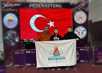Nevşehir Belediyesi Gençlik ve Spor Kulübü Halter Grubu atletlerinden İsmail Yetiş, Türkiye ikincisi oldu