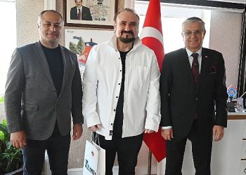 Opera sanatkarı Hakan Aysev’den Lider Topaloğlu’na ziyaret