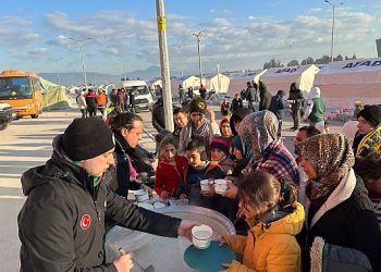 Osmangazi asrın felaketinin yaralarına merhem oldu
