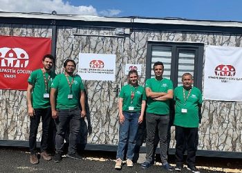 Sarsıntı bölgesindeki engelli bireylerin yanındayız ve dönmüyoruz!