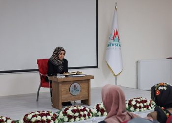 Sarsıntıda hayatını kaybedenler dualarla anıldı