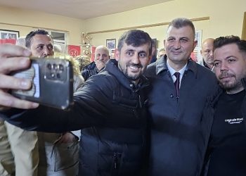 Sezer, “Gölcük bizi, biz Gölcük’ü seviyoruz”