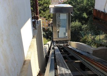 Türkbeleni’nde panoramik asansörler tamir ediliyor