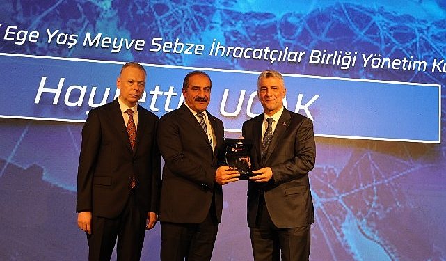 Türkiye’nin en âlâ UR-GE Projesine Egeli yaş meyve zerzevat ihracatçıları imza attı
