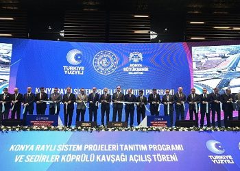 Bakan Uraloğlu, Konya’ya Kazandırılacak Yeni Raylı Sistem Çizgilerinin Muştusunu Verdi
