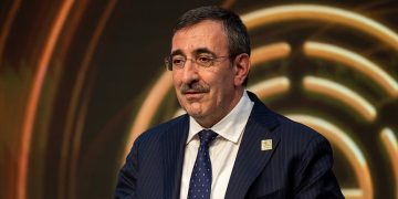 Cevdet Yılmaz’dan ekonomik büyüme mesajı